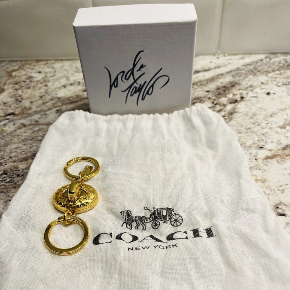 Rare COACH Y2K Valet Keychain/Purse Charm in Gold Style No F65501